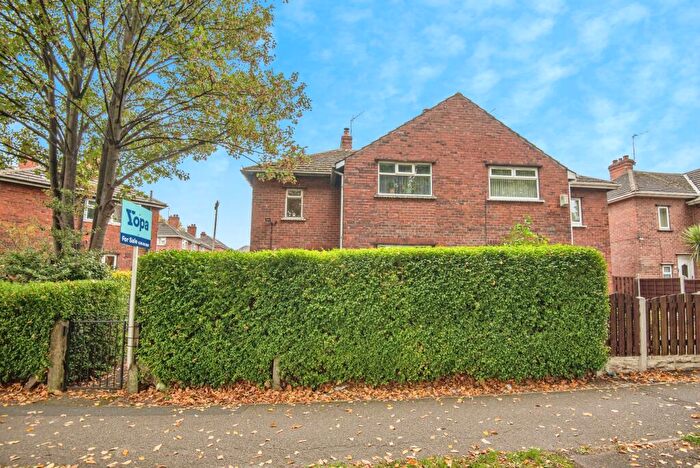 3 Bedroom Semi Detached House For Sale In Broadway, Rotherham, S65