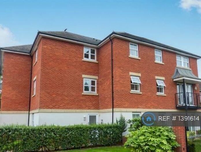 2 Bedroom Flat To Rent In Cirrus Drive, Shinfield, Reading, RG2