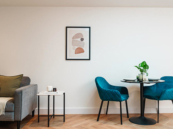 1 Bedroom Apartment To Rent In Apt, Butts Court #, LS1