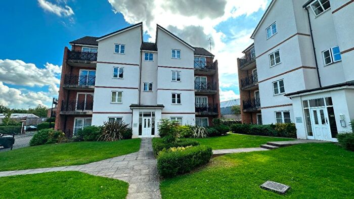 2 Bedroom Flat To Rent In Poppleton Close, Coventry, CV1