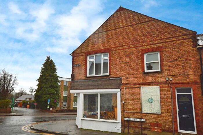 2 Bedroom Maisonette To Rent In Hatfield Road, St Albans, AL1