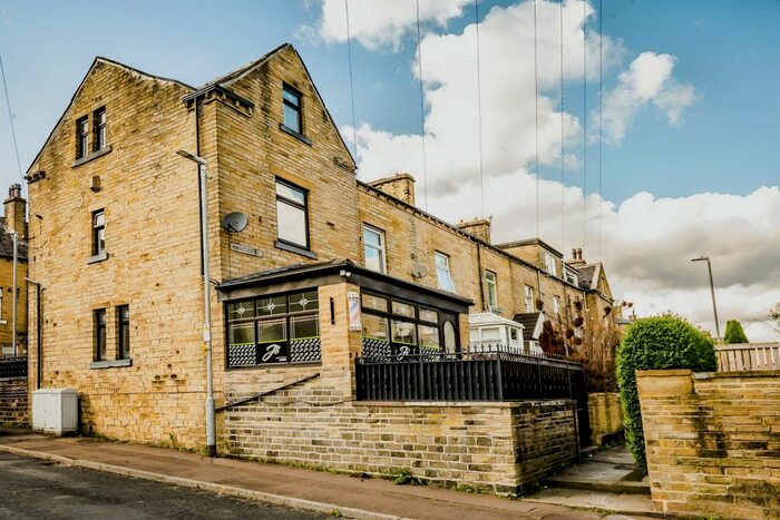 3 Bedroom Property To Rent In Hornby Terrace, Halifax, HX1