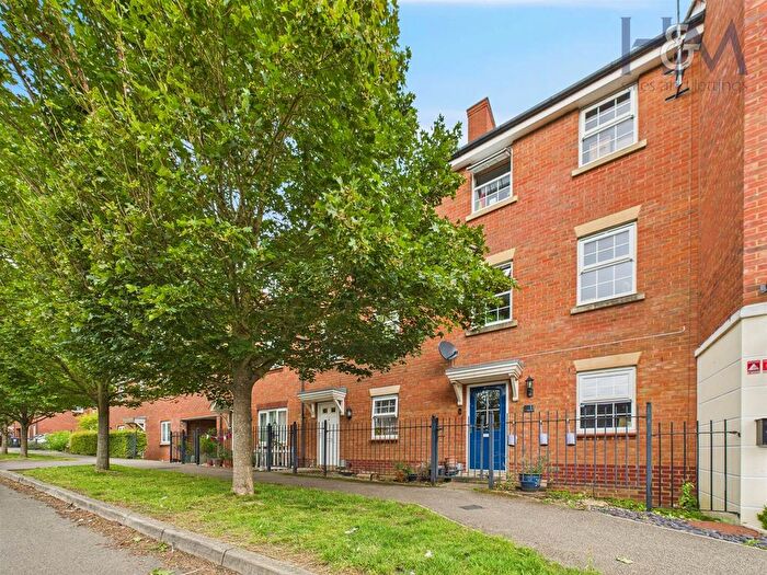 3 Bedroom Terraced House For Sale In Merrick Close, Great Ashby, Stevenage, SG1