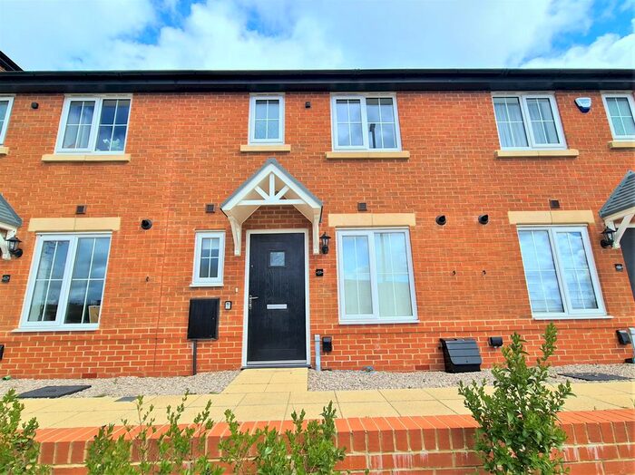 3 Bedroom Terraced House To Rent In Beaminster Avenue, Preston, PR4