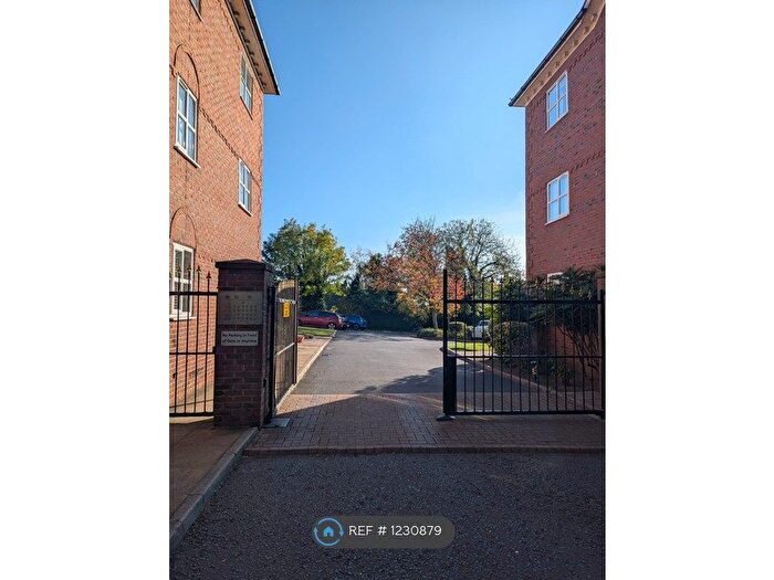 2 Bedroom Flat To Rent In Kells Lane, Gateshead, NE9