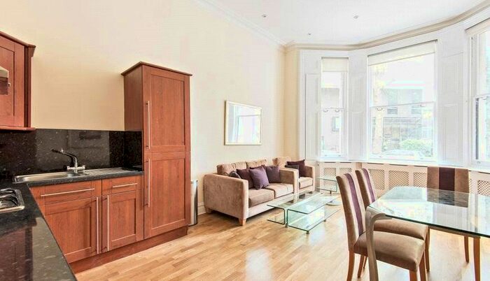 1 Bedroom Flat To Rent In Ashburn Gardens, London, SW7