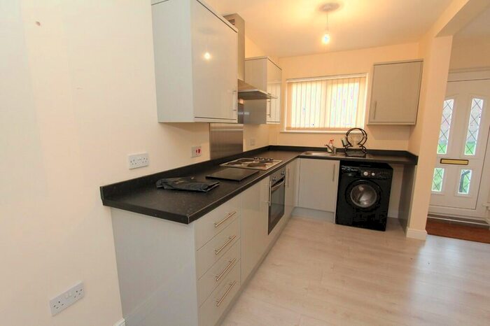 3 Bedroom Terraced House To Rent In Atlantic Road, Sheffield, S8