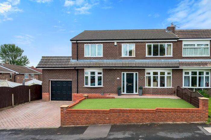 4 Bedroom Semi-Detached House To Rent In Richards Road, Standish, Wigan, WN6