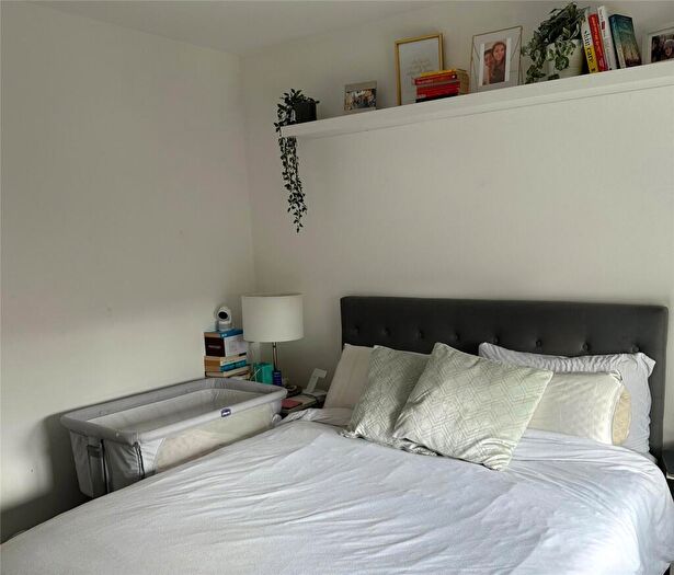 1 Bedroom Flat For Sale In George Holmes Way, Scholars Chase, Bristol, BS16