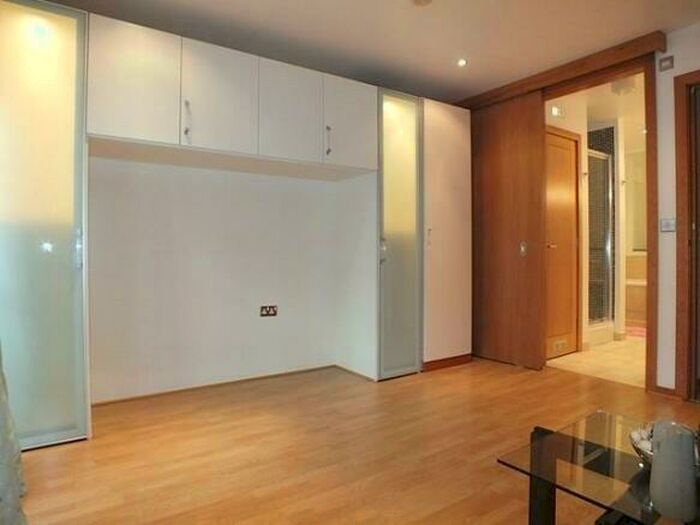 2 Bedroom Apartment To Rent In Portland Street, Southampton, SO14
