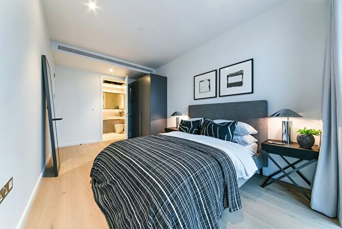 1 Bedroom Flat To Rent In George Street, South Quay, E14