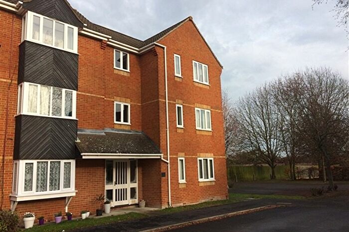 1 Bedroom Studio To Rent In Lucerne Close, Cherry Hinton, Cambridge, CB1