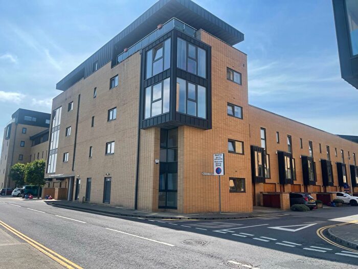 2 Bedroom Property To Rent In Empire Way, Cardiff, CF11