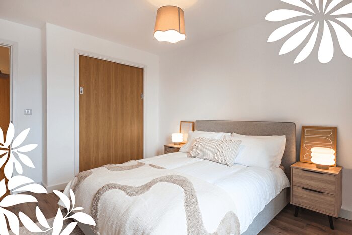 2 Bedroom Flat To Rent In The Lansdowne, Hagley Road, Birmingham, B16