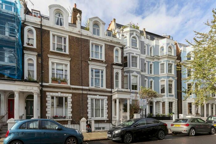 3 Bedroom Flat To Rent In Colville Road, London, W11