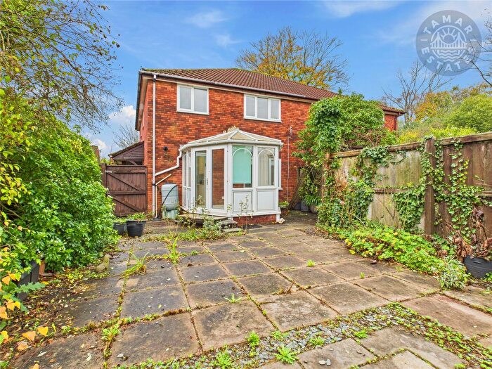 2 Bedroom End Terrace House For Sale In Marsh Close, Plymouth, PL6