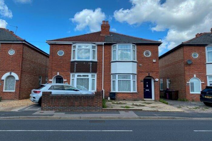 2 Bedroom Property To Rent In Elson Road, Gosport, PO12