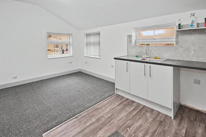 1 Bedroom Flat To Rent In Lime Avenue, Leamington Spa, CV32