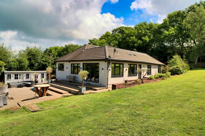 5 Bedroom Bungalow For Sale In Pells Lane, Sevenoaks, Kent, TN15