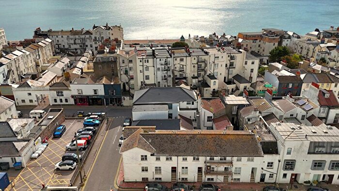 2 Bedroom Terraced House For Sale In Bloomsbury Street Kemptown Brighton, BN2