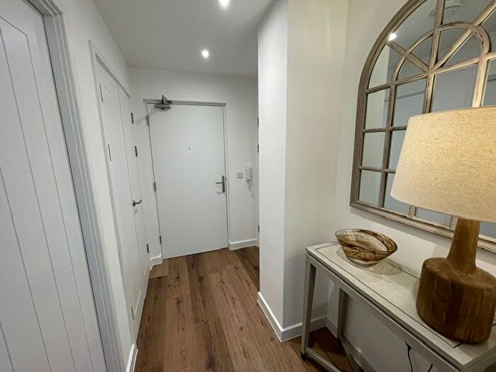 1 Bedroom Flat To Rent In Lower Brook Street, Ipswich, IP4