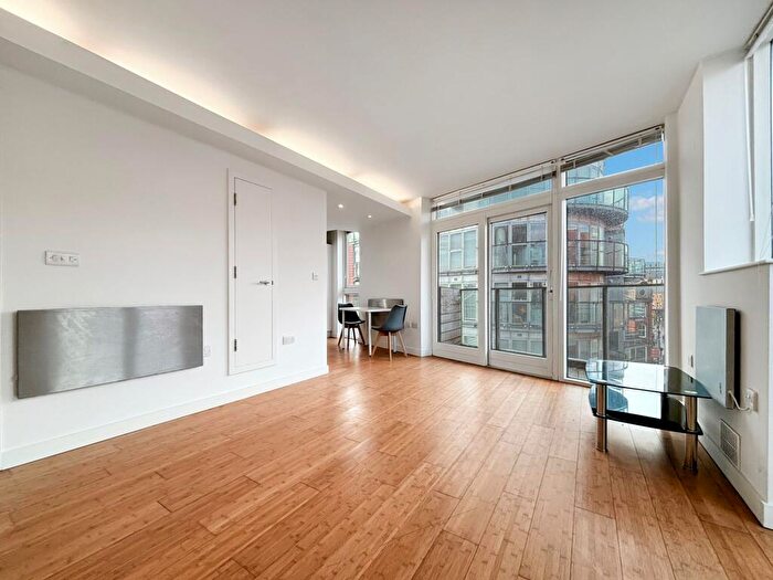 1 Bedroom Apartment To Rent In New York Apartments, Cross York Street, Leeds City Centre, LS2