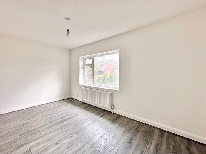 2 Bedroom Terraced House For Sale In Sixth Avenue, Bolton, Greater Manchester, BL3