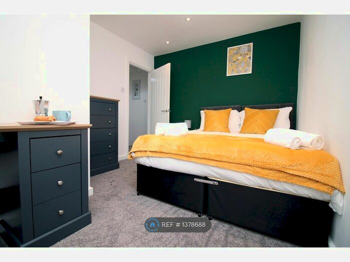 3 Bedroom Semi-Detached House To Rent In Twyn Carmel, Merthyr Tydfil, CF48