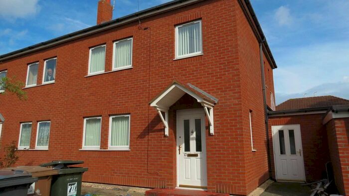 3 Bedroom Semi-Detached House To Rent In Walwick Avenue, North Shields, NE29