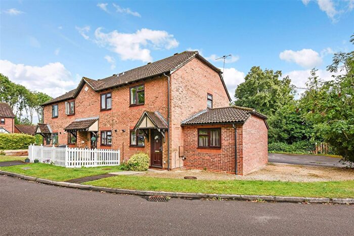 2 Bedroom End Of Terrace House For Sale In Spruce Close, Andover, SP10