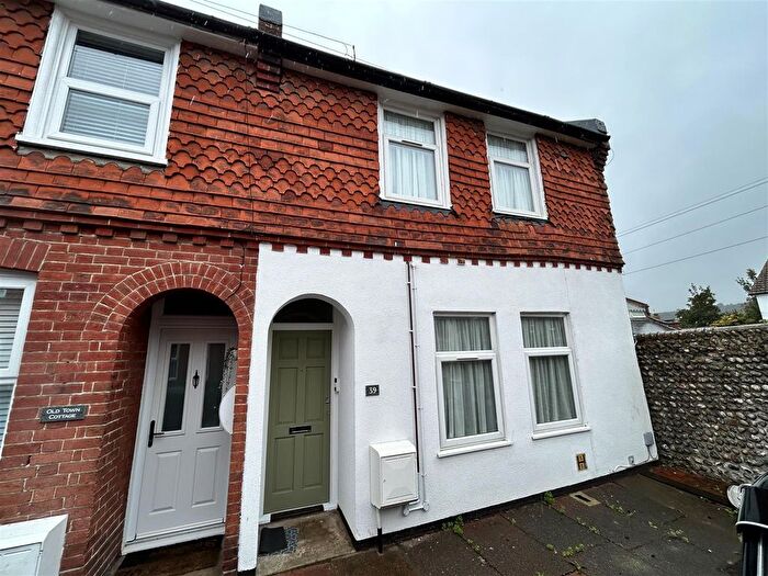 2 Bedroom End Of Terrace House To Rent In Lower Road, Eastbourne, BN21