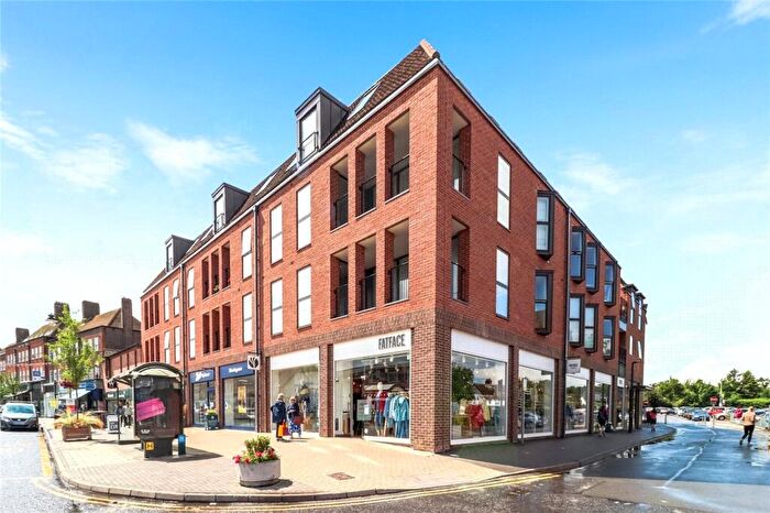 2 Bedroom Apartment For Sale In Regent Place, Sycamore Road, Amersham, Buckinghamshire, HP6