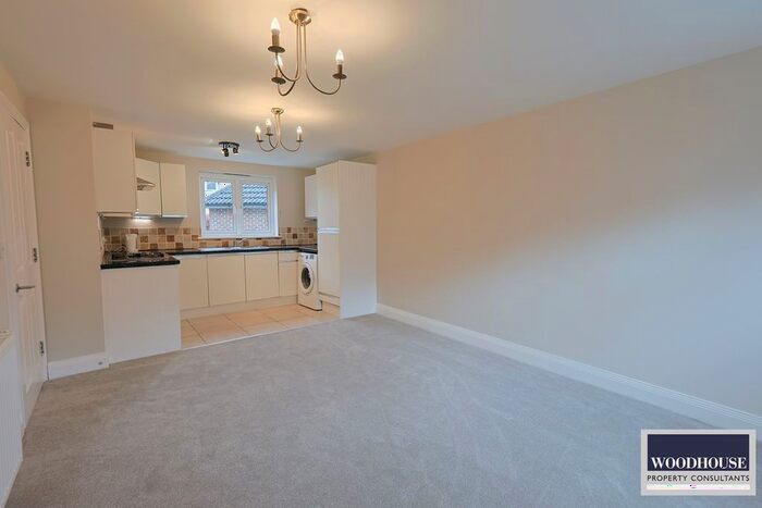 2 Bedroom Flat To Rent In Clarendon Road, Cheshunt, EN8