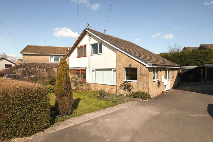 2 Bedroom Semi Detached House For Sale In Valley Drive, Barnoldswick, Lancashire, BB18