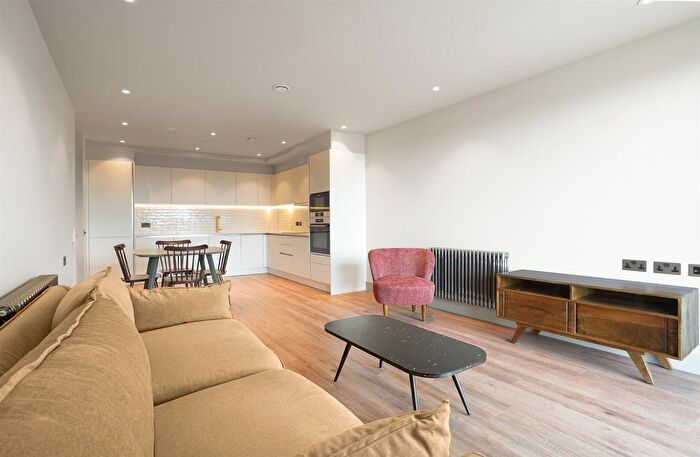 2 Bedroom Flat To Rent In Ashley Road, London, N17