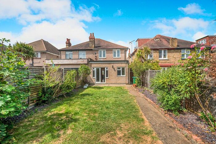 3 Bedroom Semi-Detached House To Rent In Norman Road, Sutton, Surrey, SM1