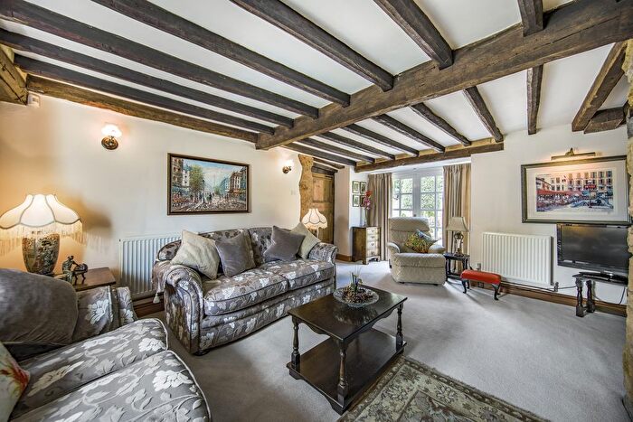 4 Bedroom Detached House For Sale In Lower Street, Desborough, NN14