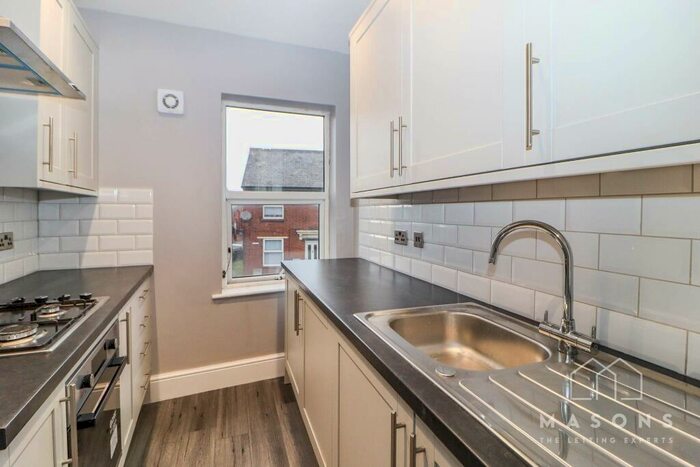 2 Bedroom Maisonette To Rent In Nightingale Road, Hitchin, SG5