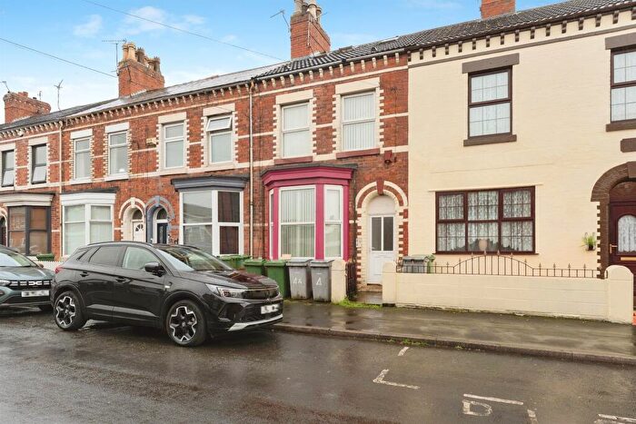 3 Bedroom Terraced House For Sale In Egerton Road, Wirral, CH62