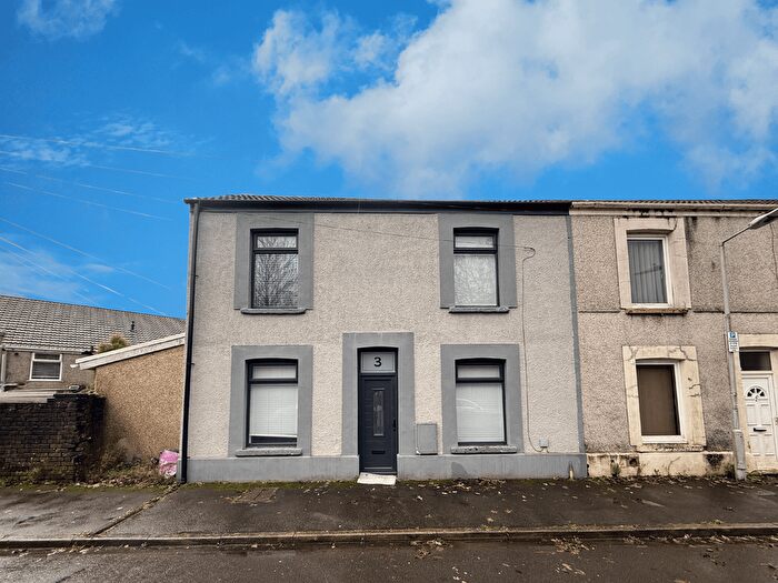3 Bedroom Terraced House For Sale In Ewart Place, Swansea, SA5