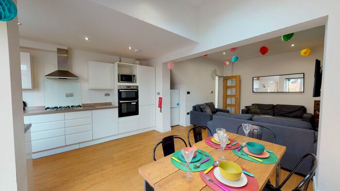 1 Bedroom Barn Conversion To Rent In Lace Street, Dunkirk, Nottingham, NG7