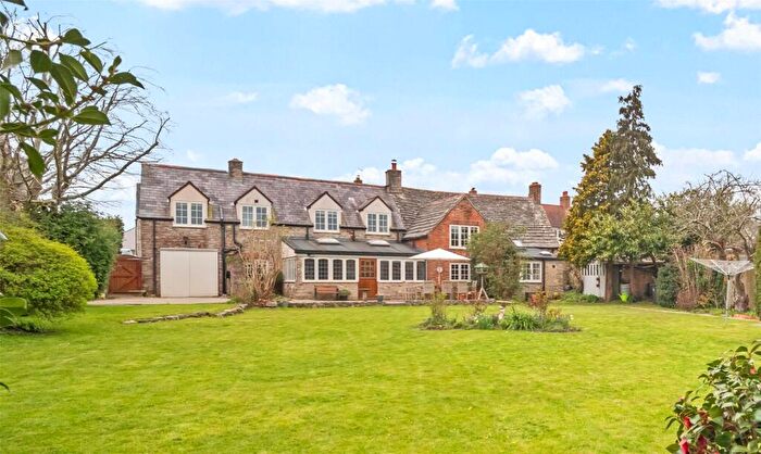 4 Bedroom Detached House For Sale In Corfe Castle, Wareham, Dorset, BH20