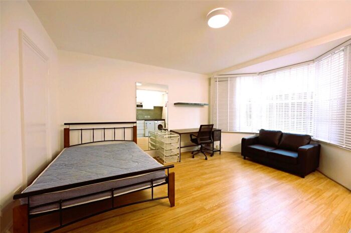 Studio To Rent In Coleridge Road, Finsbury Park, London, N4