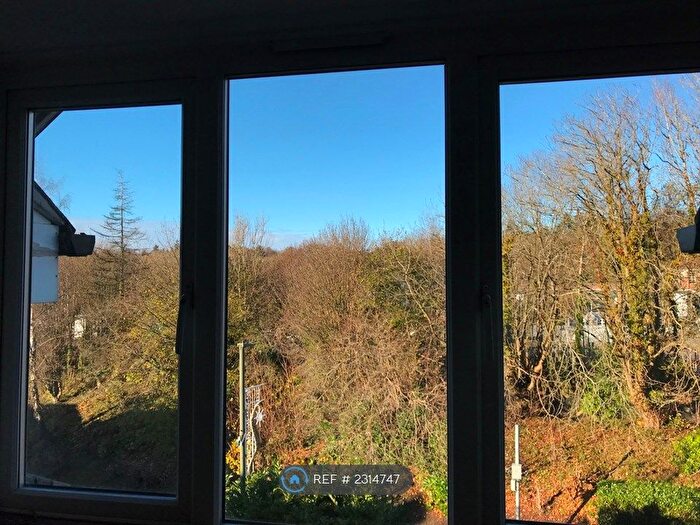 2 Bedroom End Of Terrace House To Rent In Kings Road, Haslemere, GU27