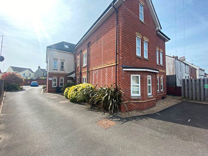 1 Bedroom Flat To Rent In Poole, BH14