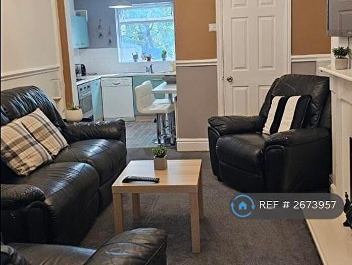 1 Bedroom Flat To Rent In Moorside Road, Manchester, M27