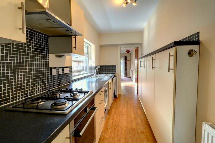 3 Bedroom End Of Terrace House For Sale In Attleborough Road, Nuneaton, CV11