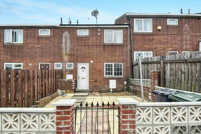 3 Bedroom Terraced House To Rent In Elm Grove, Rotherham, South Yorkshire, S61