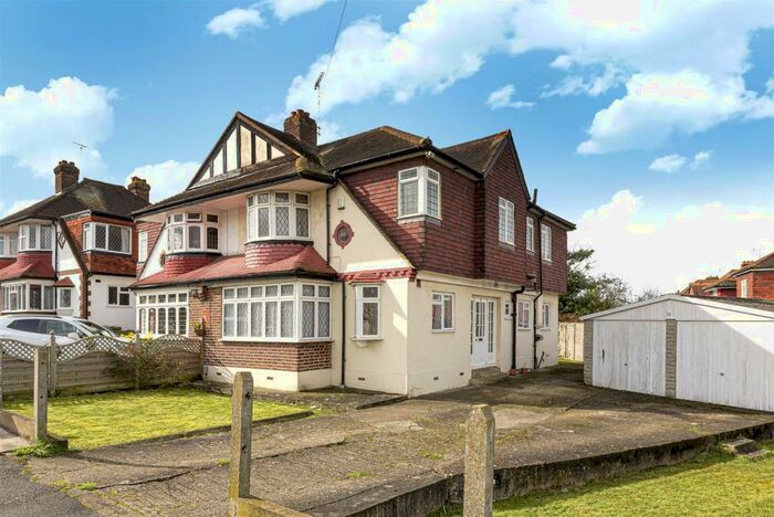 4 Bedroom Semi-Detached House To Rent In Glenwood Road, Epsom, KT17