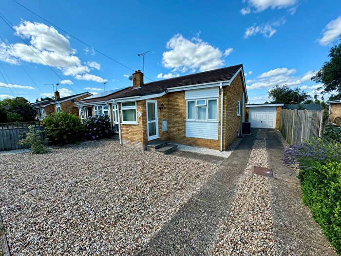 3 Bedroom Semi-Detached Bungalow To Rent In Shadwell Close, Weeting, Brandon, IP27